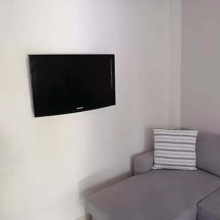Nicole Apartment *